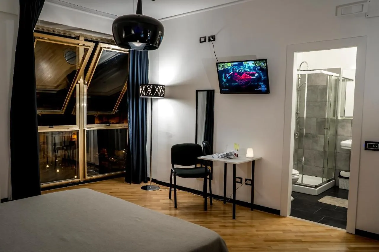 Opera House Bed & Breakfast Palermo 2*,